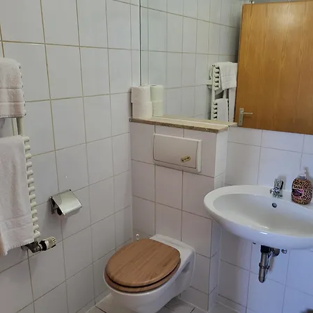 - - Zum - Oberwirt *