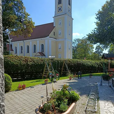 - - Zum - Oberwirt Langenpreising